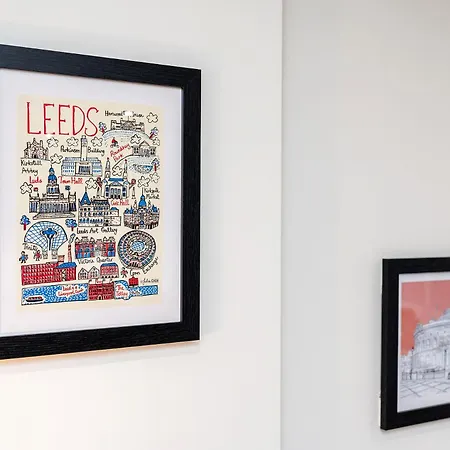 Escape - Chic 1 Bed In * Leeds (West Yorkshire)