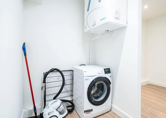 Escape - Chic 1 Bed In Leeds