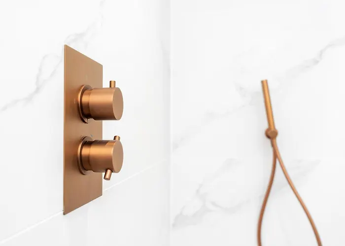 Escape - Chic 1 Bed In Leeds (West Yorkshire)